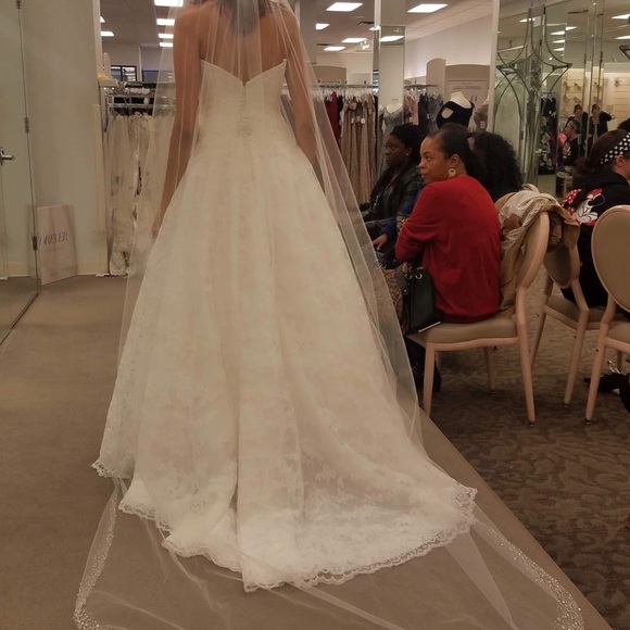 Wedding dress